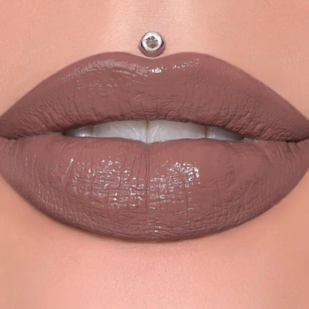 Jeffree Star SUPREME GLOSS - Tea Bag